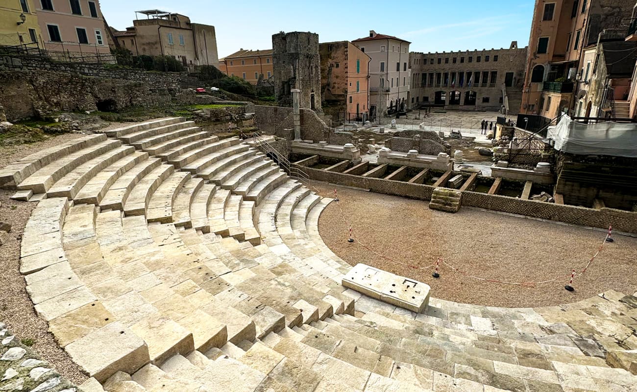 Teatro romano di Terracina
